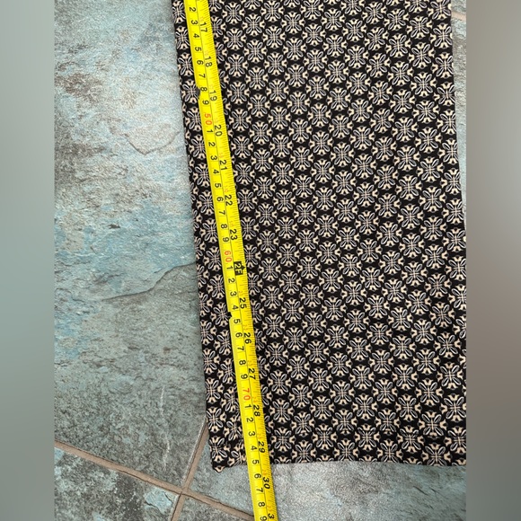 NWT Croft & Barrow The Effortless Stretch Pant 12 Black Geo Pull On Mid Rise - Picture 10 of 10